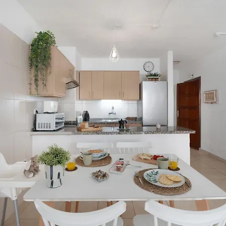 Serene Terrace And Pool بلايا ذي لاس أميريكاس